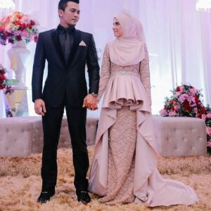 Baju Pesta Couple Mewah untuk Muslim